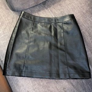 Black pleather mini skirt size M